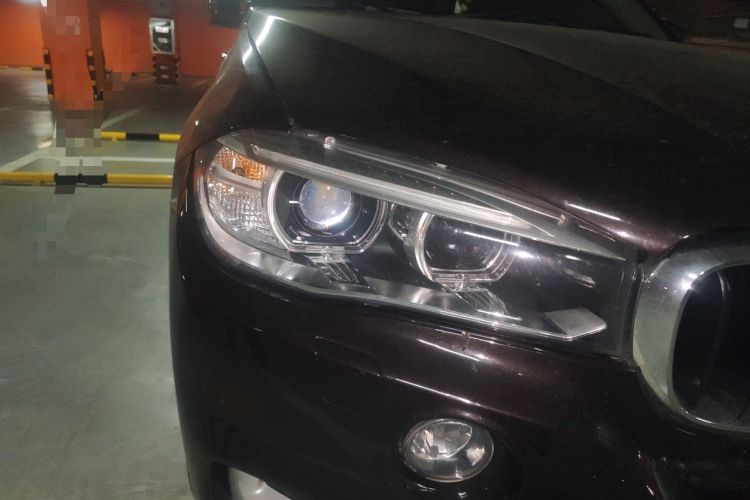 Used BMW X5 2015 xDrive28i Right Front Headlight