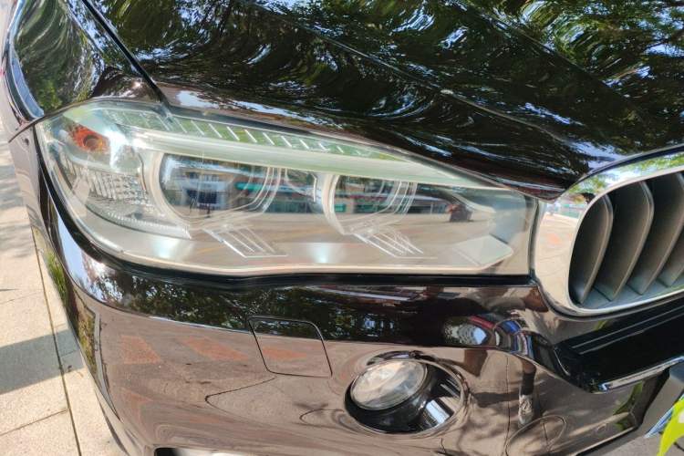 Used BMW X5 2015 xDrive28i Right Front Headlight