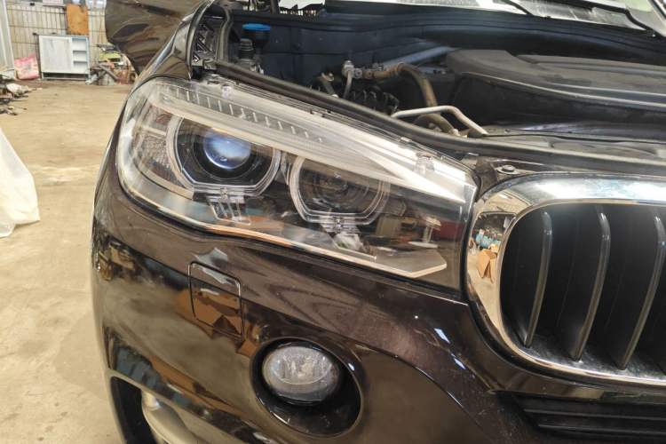 Used BMW X5 2015 xDrive28i Right Front Headlight