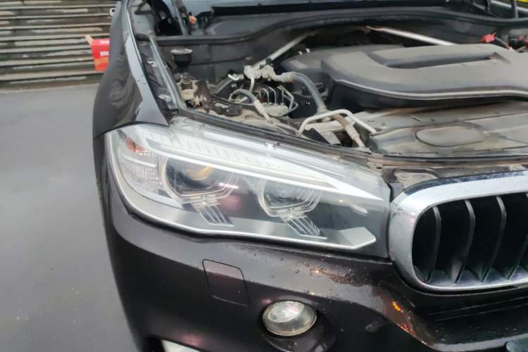 Used BMW X5 2015 xDrive28i Right Front Headlight