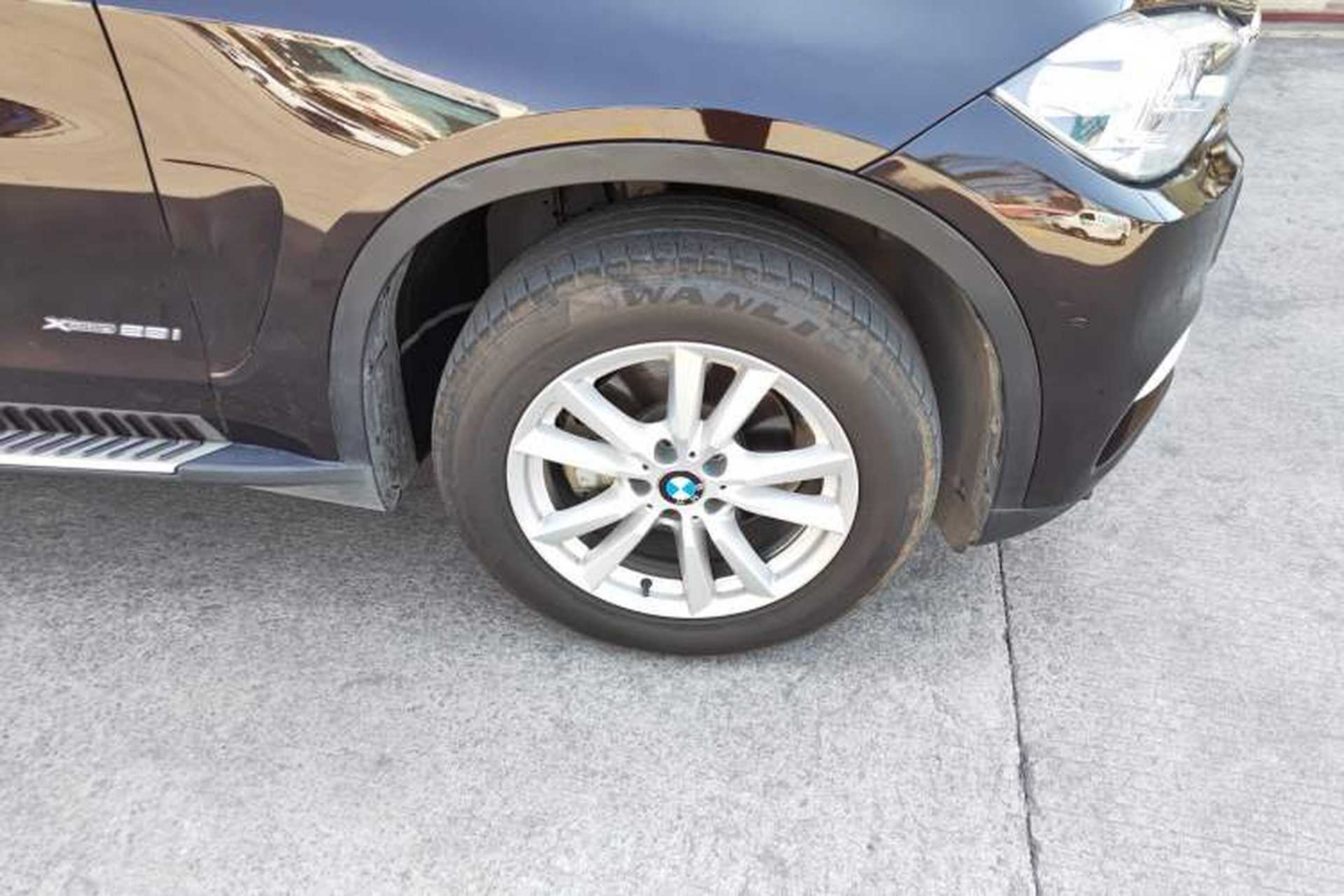 Used BMW X5 2015 xDrive28i Right Front Wheel Hub