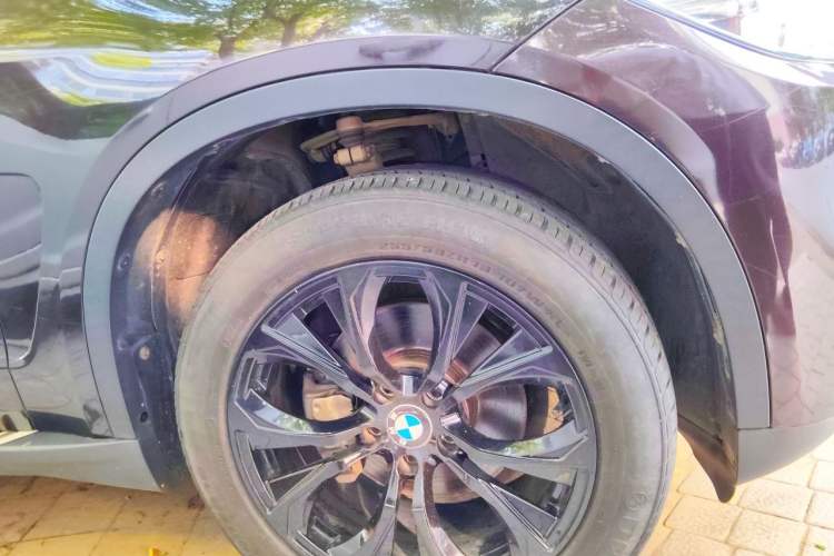 Used BMW X5 2015 xDrive28i Right Front Wheel Hub