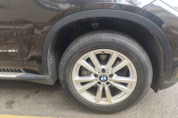 Used BMW X5 2015 xDrive28i Right Front Wheel Hub