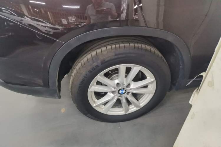 Used BMW X5 2015 xDrive28i Right Rear Wheel Hub