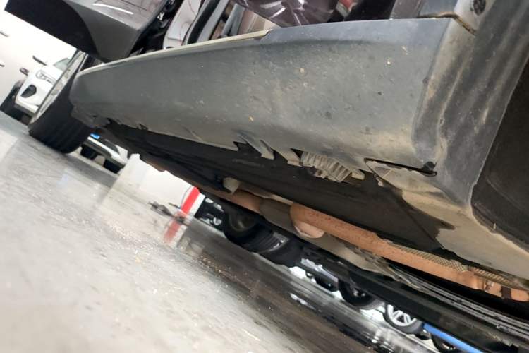 Used BMW X5 2015 xDrive28i Right Side Sill