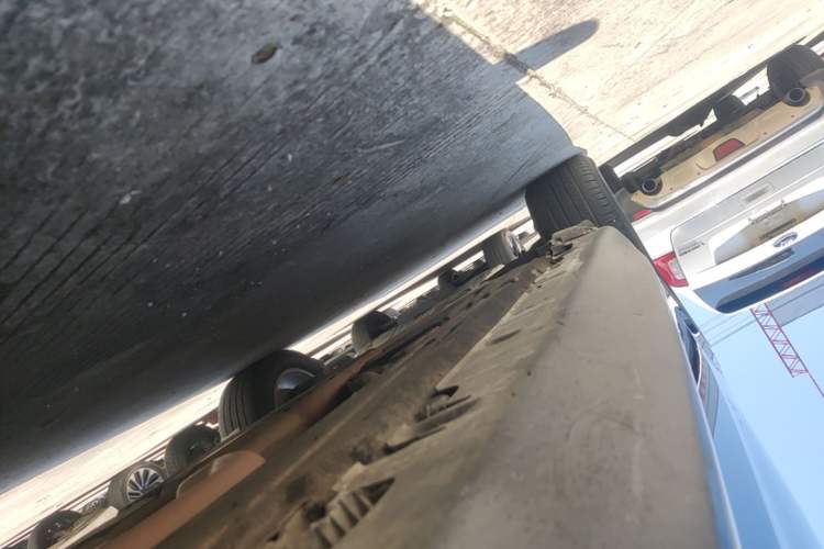 Used BMW X5 2015 xDrive28i Right Side Sill
