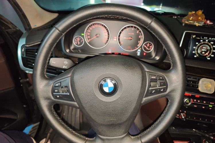 Used BMW X5 2015 xDrive28i Steering Wheel