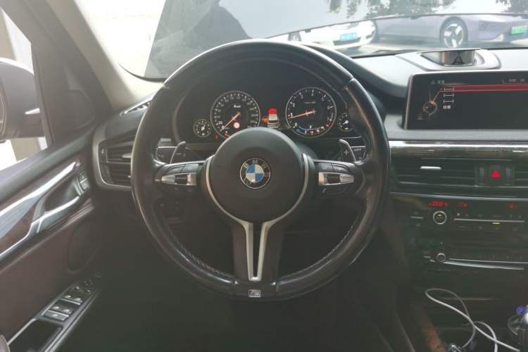 Used BMW X5 2015 xDrive28i Steering Wheel