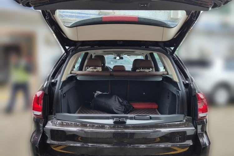 Used BMW X5  Trunk