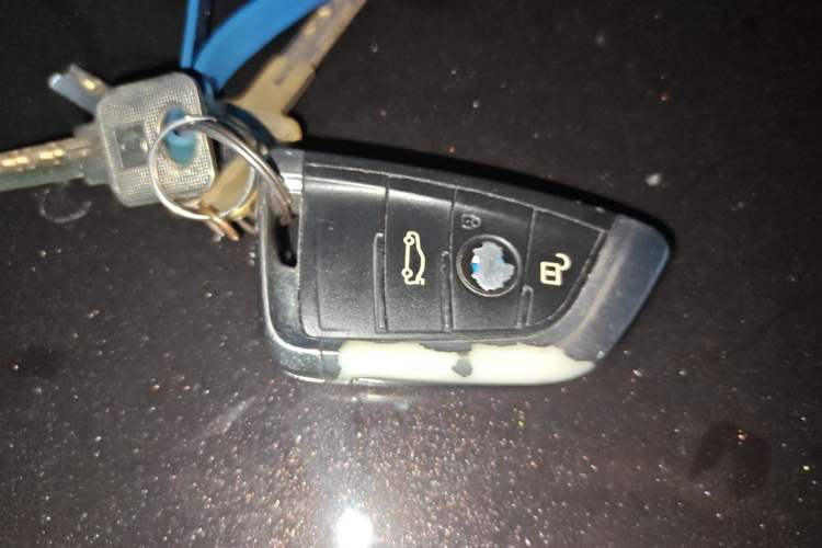 Used BMW X5 2015 xDrive28i Vehicle Key