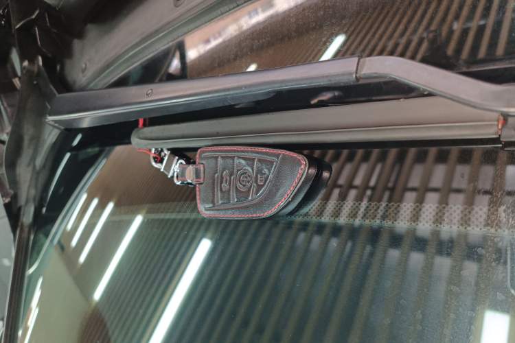 Used BMW X5 2015 xDrive28i Vehicle Key