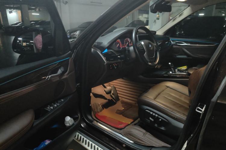 Used BMW X5 2015 xDrive28i Driver Seat
