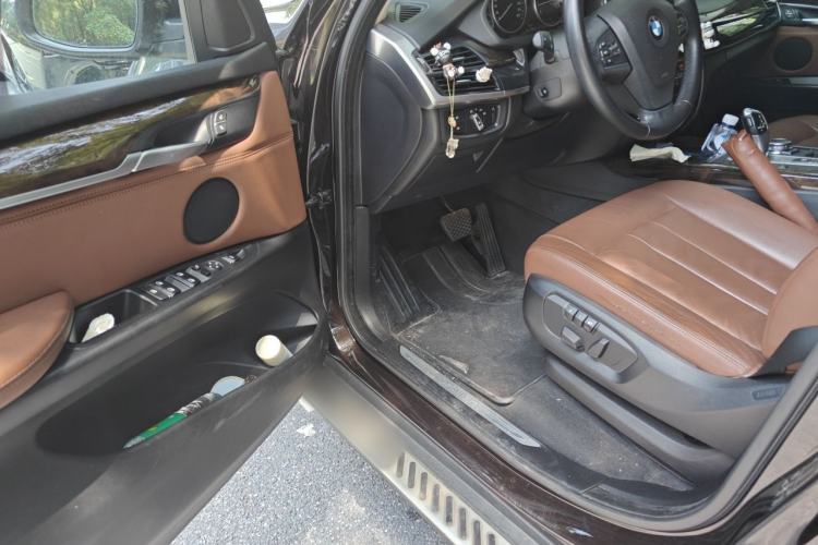 Used BMW X5 2015 xDrive28i Driver Seat