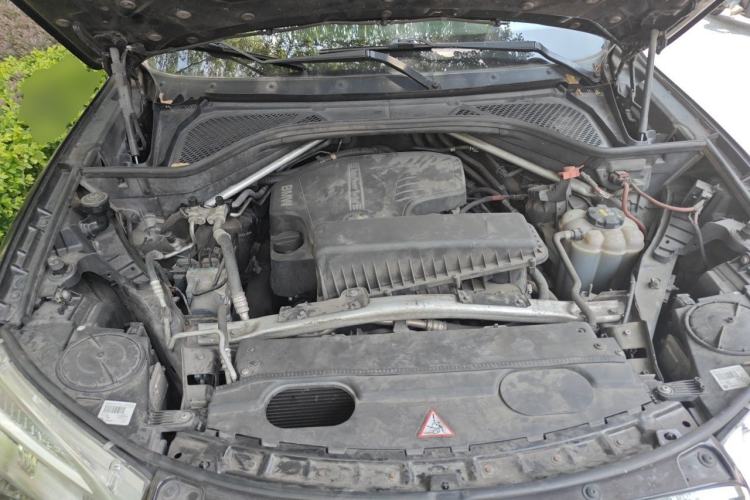Used BMW X5 2015 xDrive28i Engine Bay