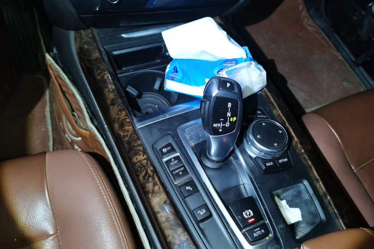 Used BMW X5 2015 xDrive28i Gear Lever