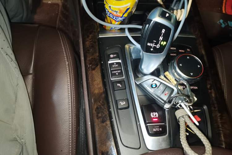 Used BMW X5 2015 xDrive28i Gear Lever