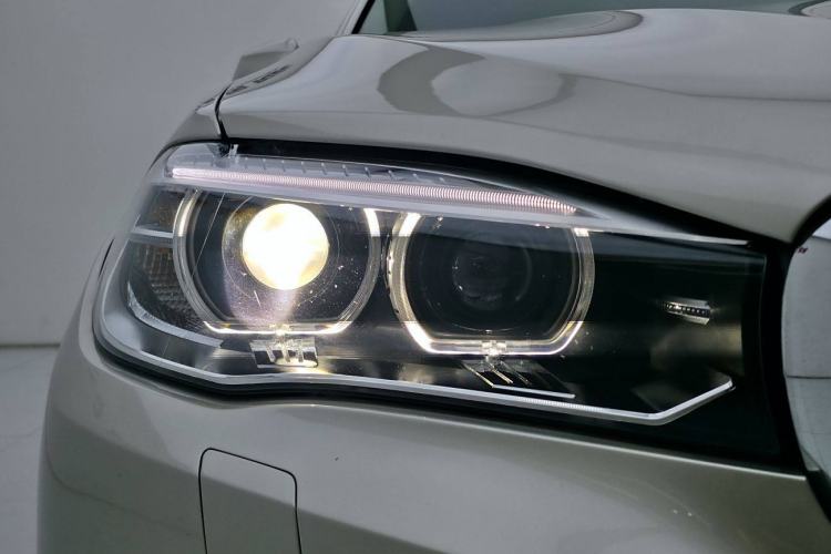 Used BMW X5 2015 xDrive28i Left Front Headlight