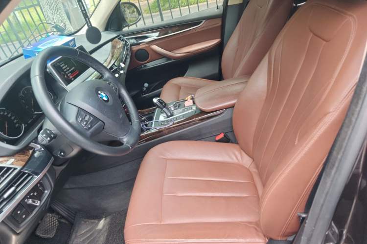 Used BMW X5 2015 xDrive28i Left Front Seat