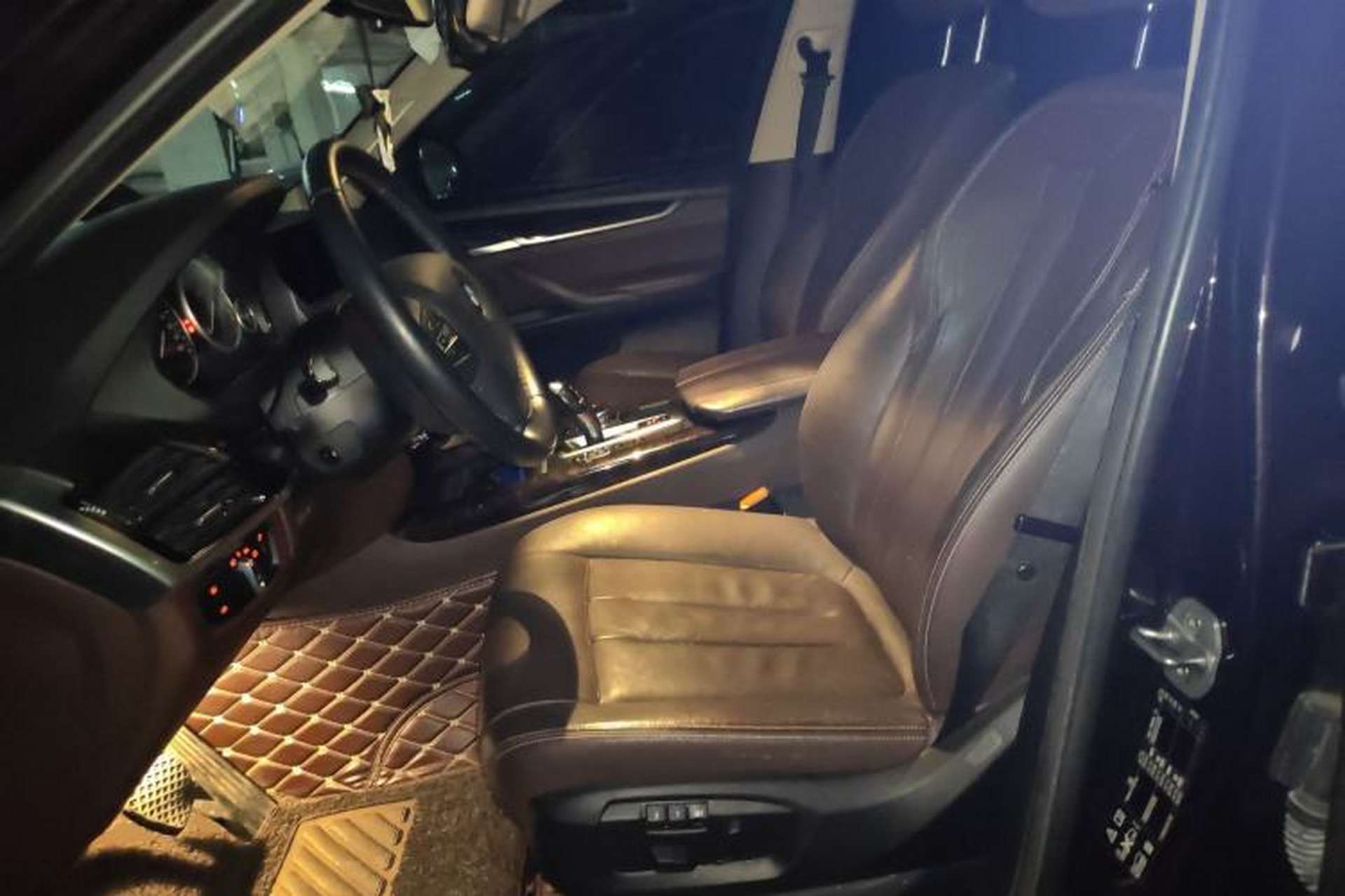 Used BMW X5 2015 xDrive28i Left Front Seat