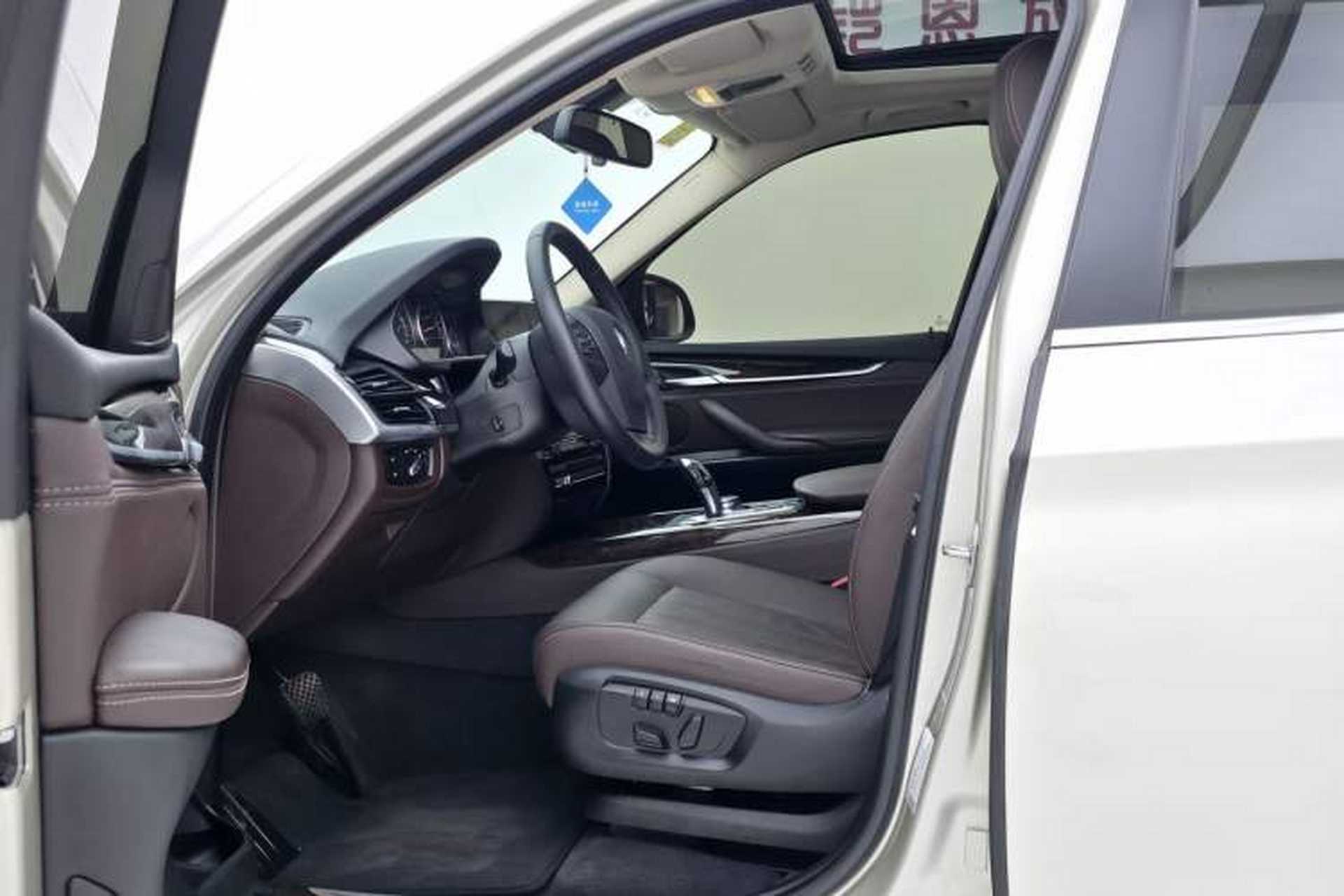 Used BMW X5 2015 xDrive28i Left Front Seat