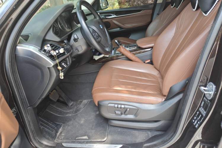 Used BMW X5 2015 xDrive28i Left Front Seat