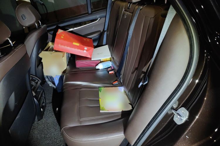 Used BMW X5  Left Rear Seat