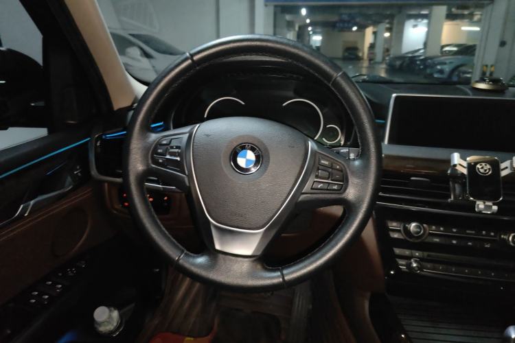 Used BMW X5 2015 xDrive28i Steering Wheel
