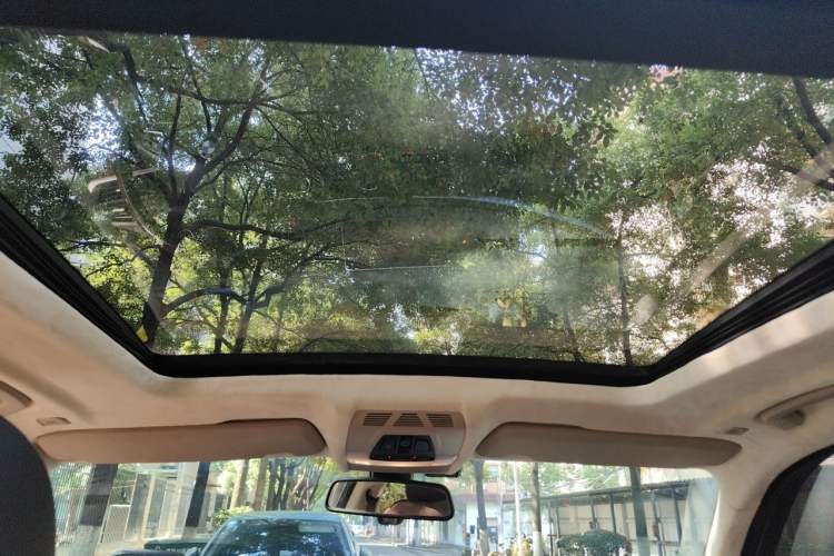 Used BMW X5 2015 xDrive28i Headliner