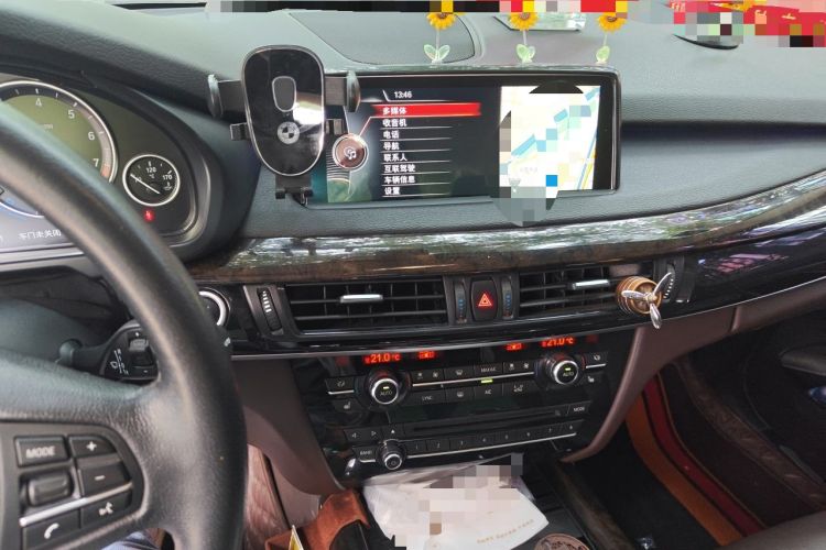 Used BMW X5 2015 xDrive28i Audio And AC Panel