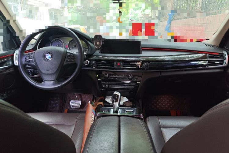 Used BMW X5 2015 xDrive28i Center Console