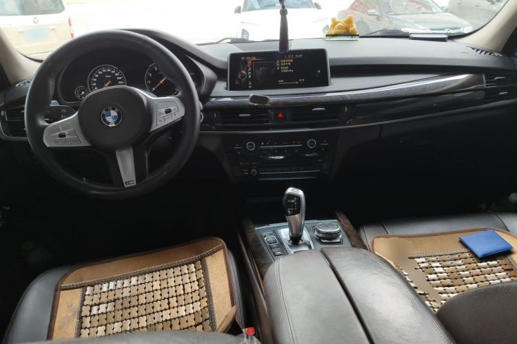 Used BMW X5 2015 xDrive28i Center Console