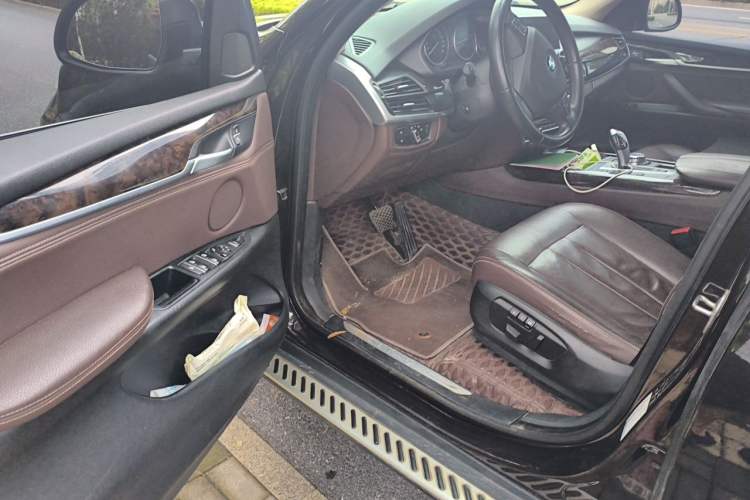 Used BMW X5 2015 xDrive28i Driver Seat