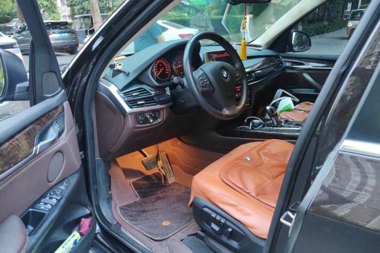 Used BMW X5 2015 xDrive28i Driver Seat