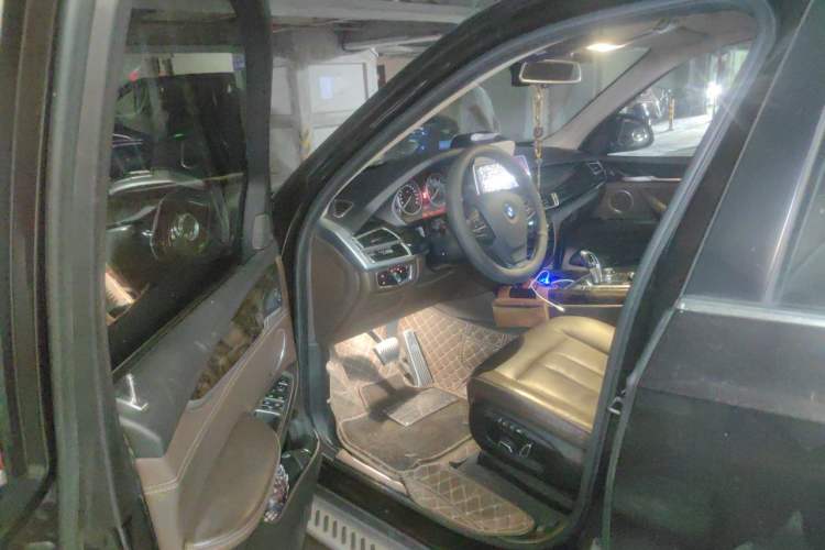 Used BMW X5 2015 xDrive28i Driver Seat