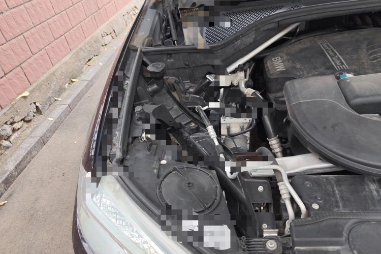 Used BMW X5 2015 xDrive28i Engine Bay Right