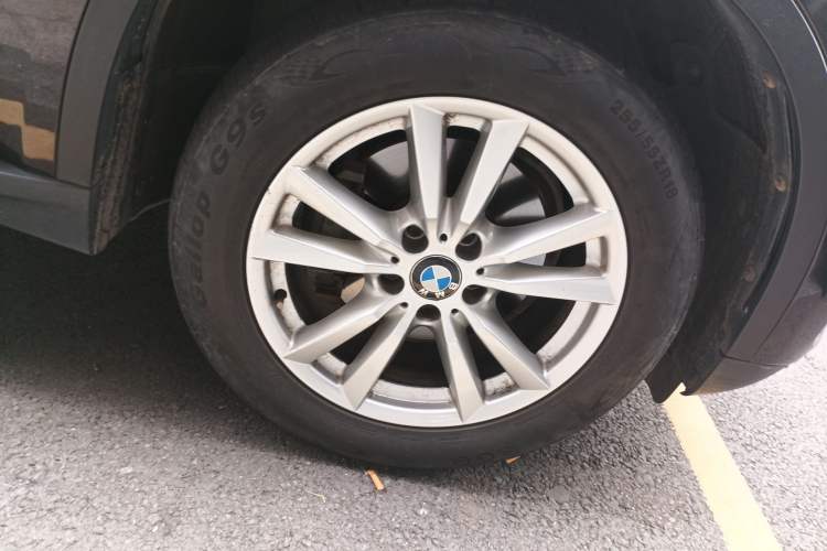 Used BMW X5 2015 xDrive28i Exterior 7