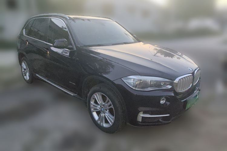 Used BMW X5 2015 xDrive35i China Limited Edition Front Right 45 Deg