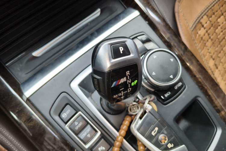 Used BMW X5 2015 xDrive28i Gear Lever
