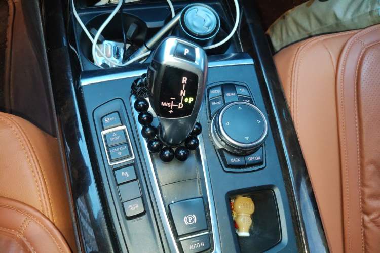 Used BMW X5 2015 xDrive28i Gear Lever