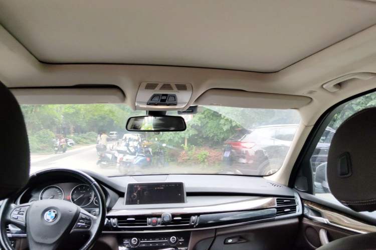 Used BMW X5 2015 xDrive28i Headliner