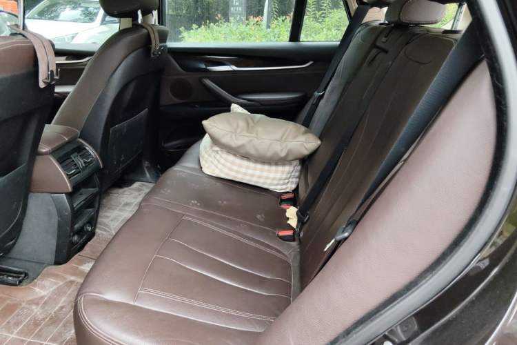 Used BMW X5 2015 xDrive28i Left Rear Seat