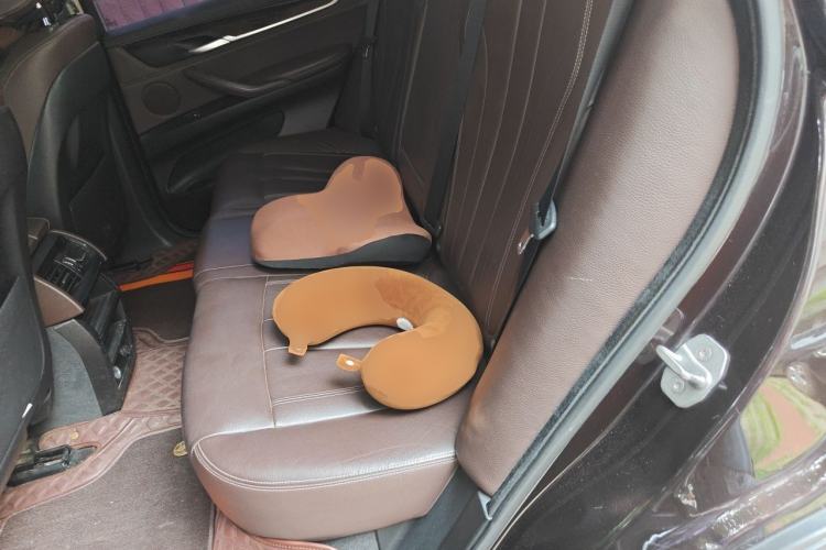 Used BMW X5 2015 xDrive28i Left Rear Seat