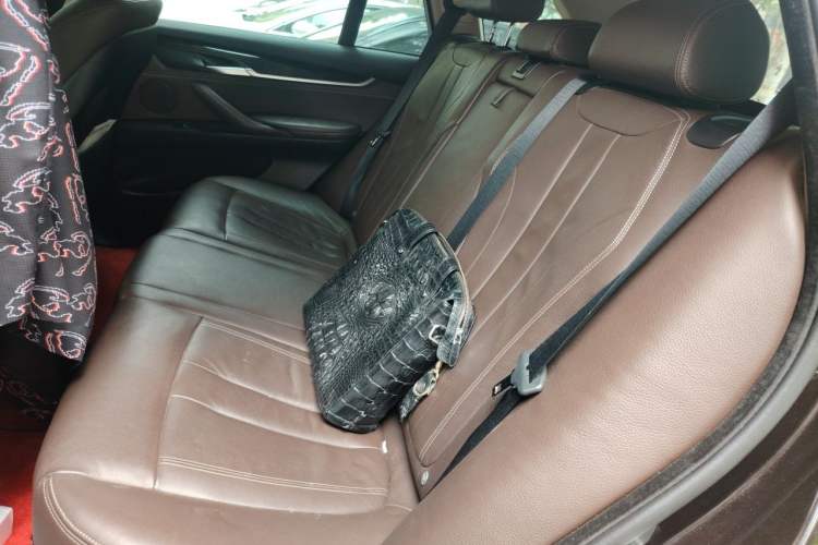 Used BMW X5 2015 xDrive28i Left Rear Seat