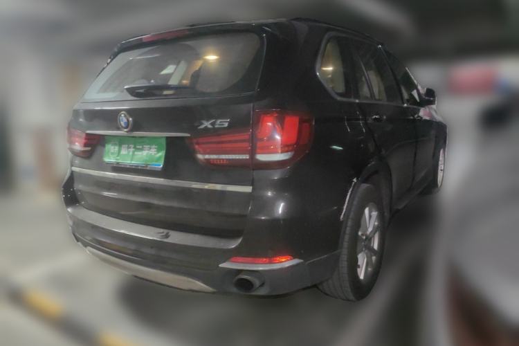 Used BMW X5 2015 xDrive28i Rear Right 45 Deg