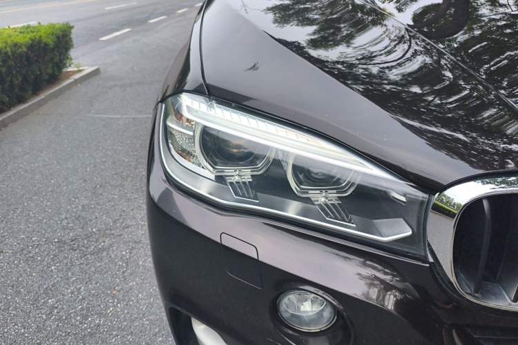 Used BMW X5 2015 xDrive28i Right Front Headlight