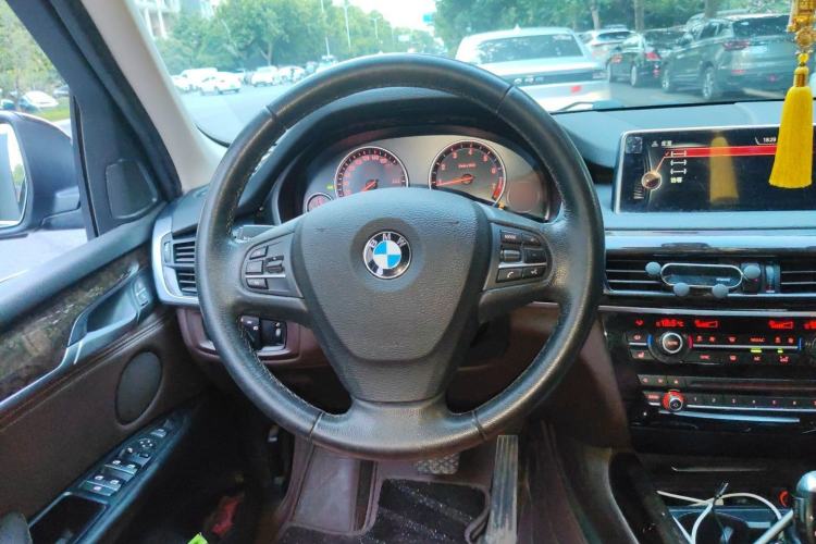 Used BMW X5 2015 xDrive28i Steering Wheel