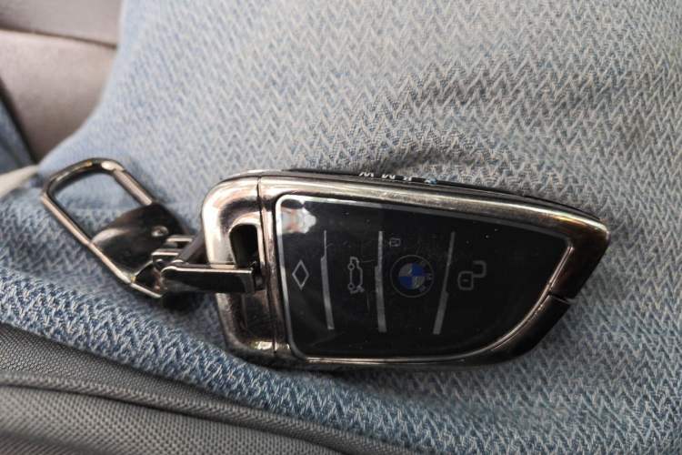 Used BMW X5 2015 xDrive28i Vehicle Key
