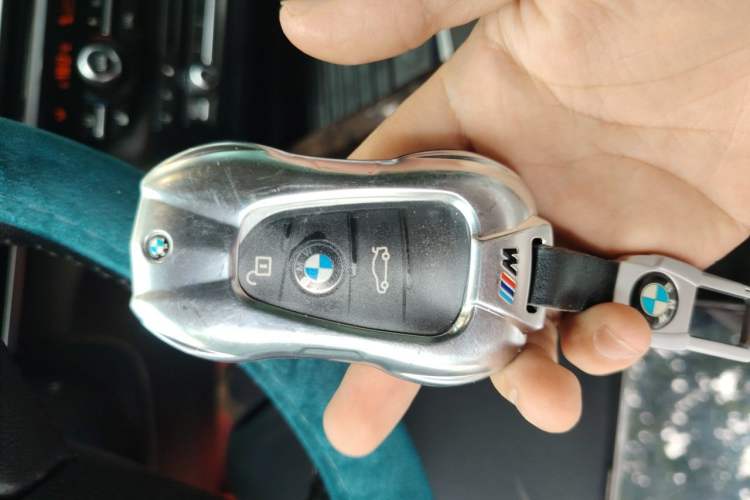 Used BMW X5 2015 xDrive28i Vehicle Key