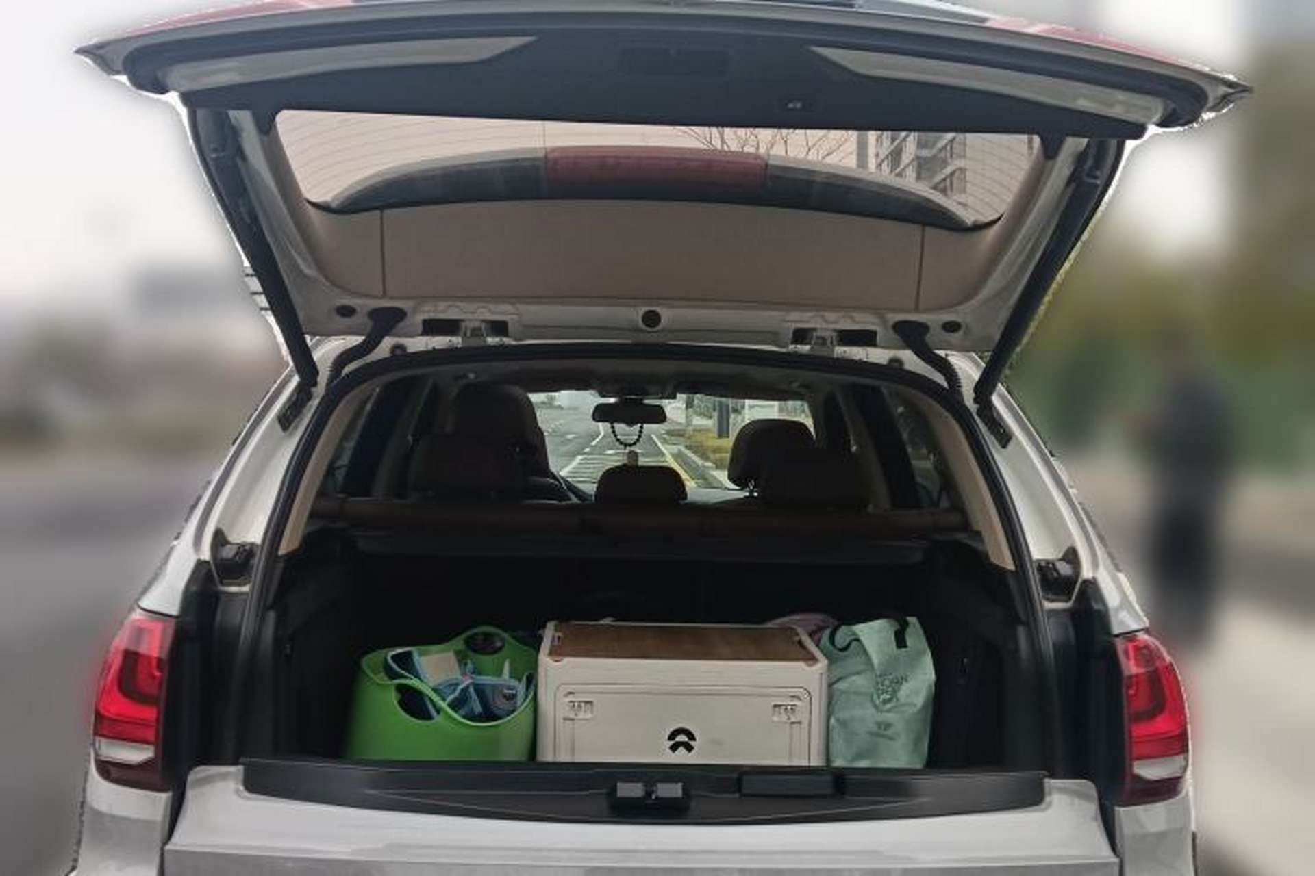 Used BMW X5 2015 xDrive28i Trunk