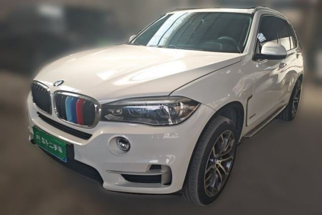BMW X5 2015 3.0 Automatic 5-seater (Customs Import) مستعملة